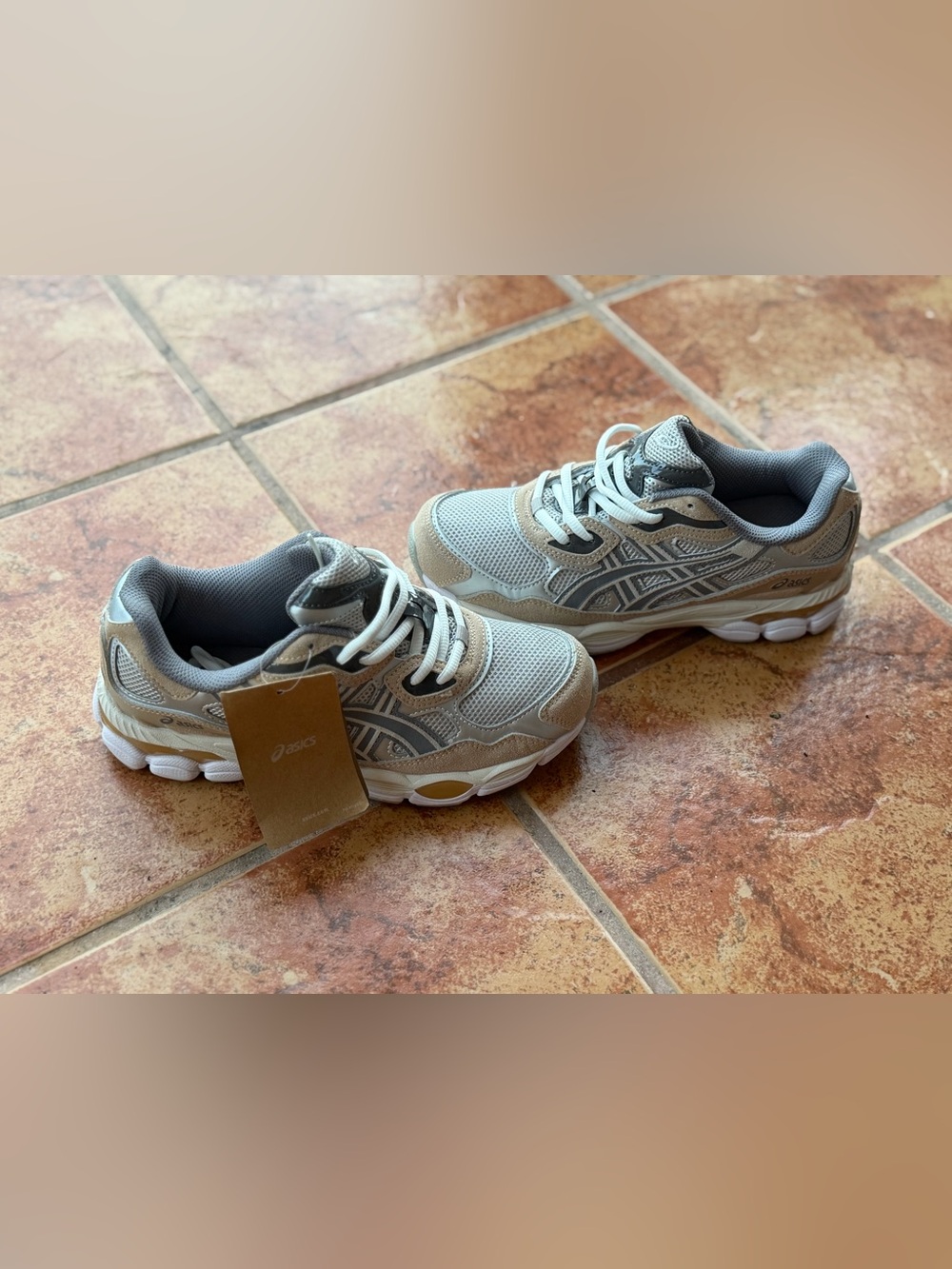 Asics Beige Gray White Men's Running Sneakers